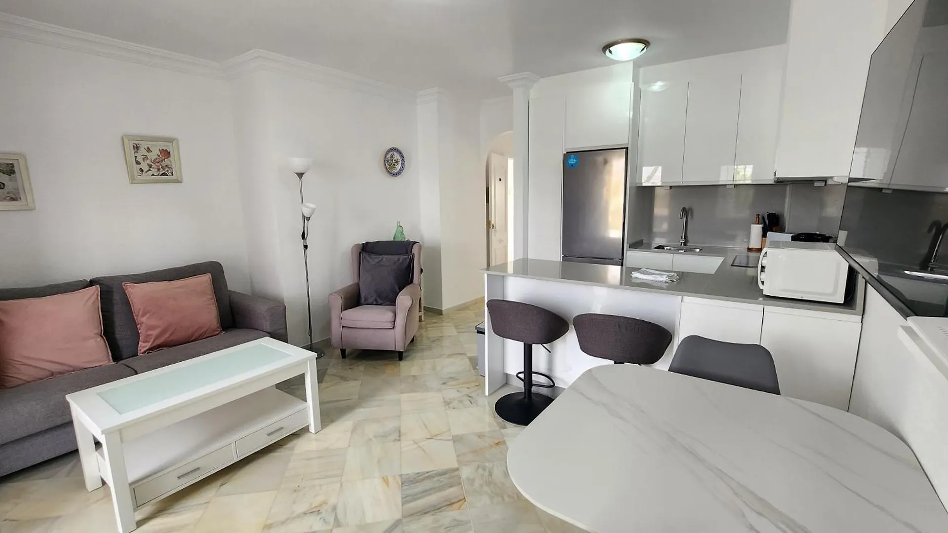 Stella Maris - Sleeps 4 Apartment Nerja