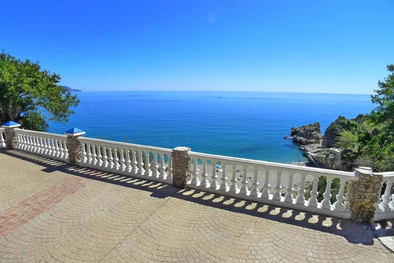 Stella Maris - Sleeps 4 Apartment Nerja